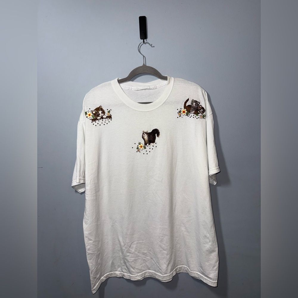 Unbranded White Cotton T-Shirt with Cat Embellishments XL See measurements EUC